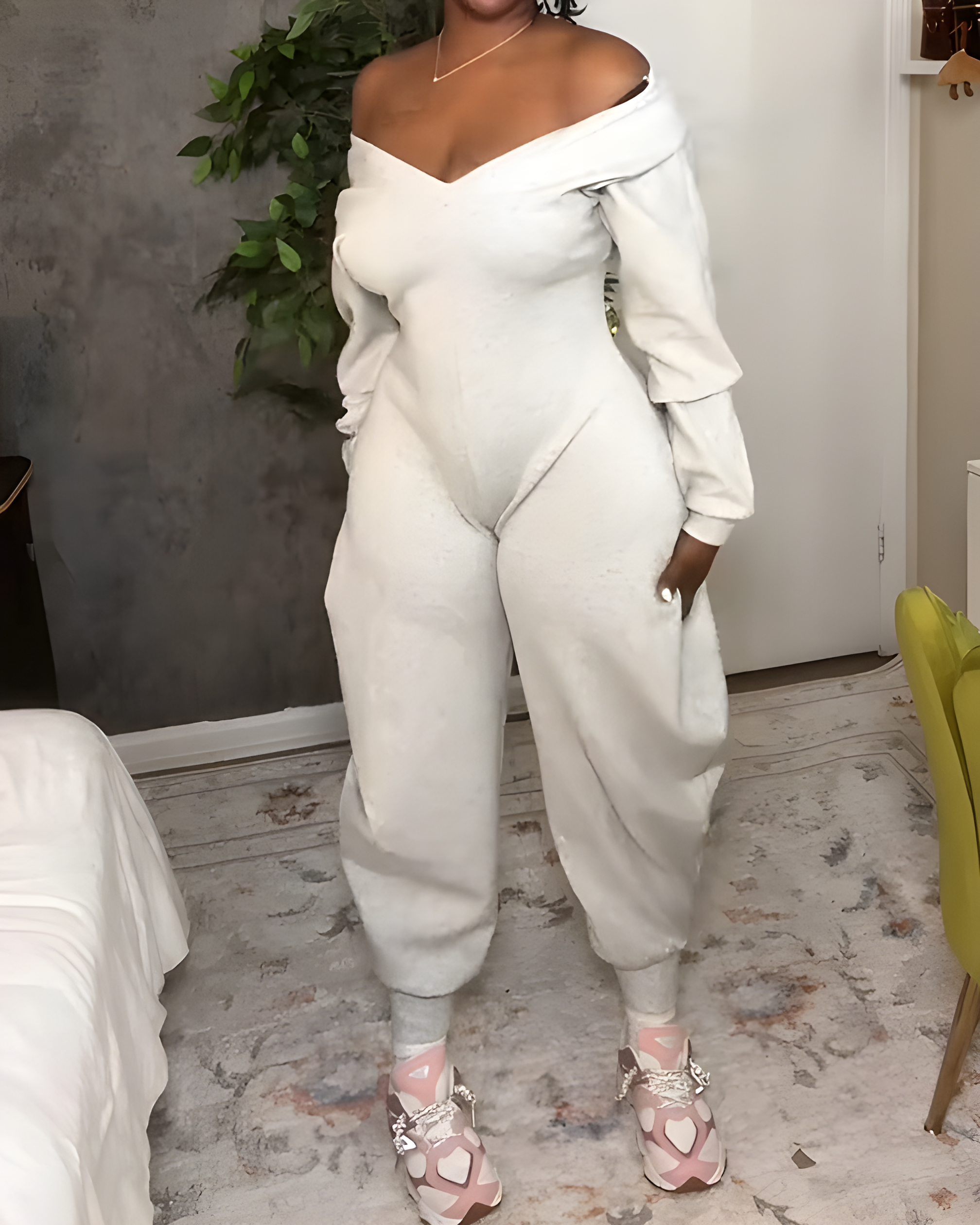 V-Neck Sexy Slim Long-Sleeved Jumpsuit
